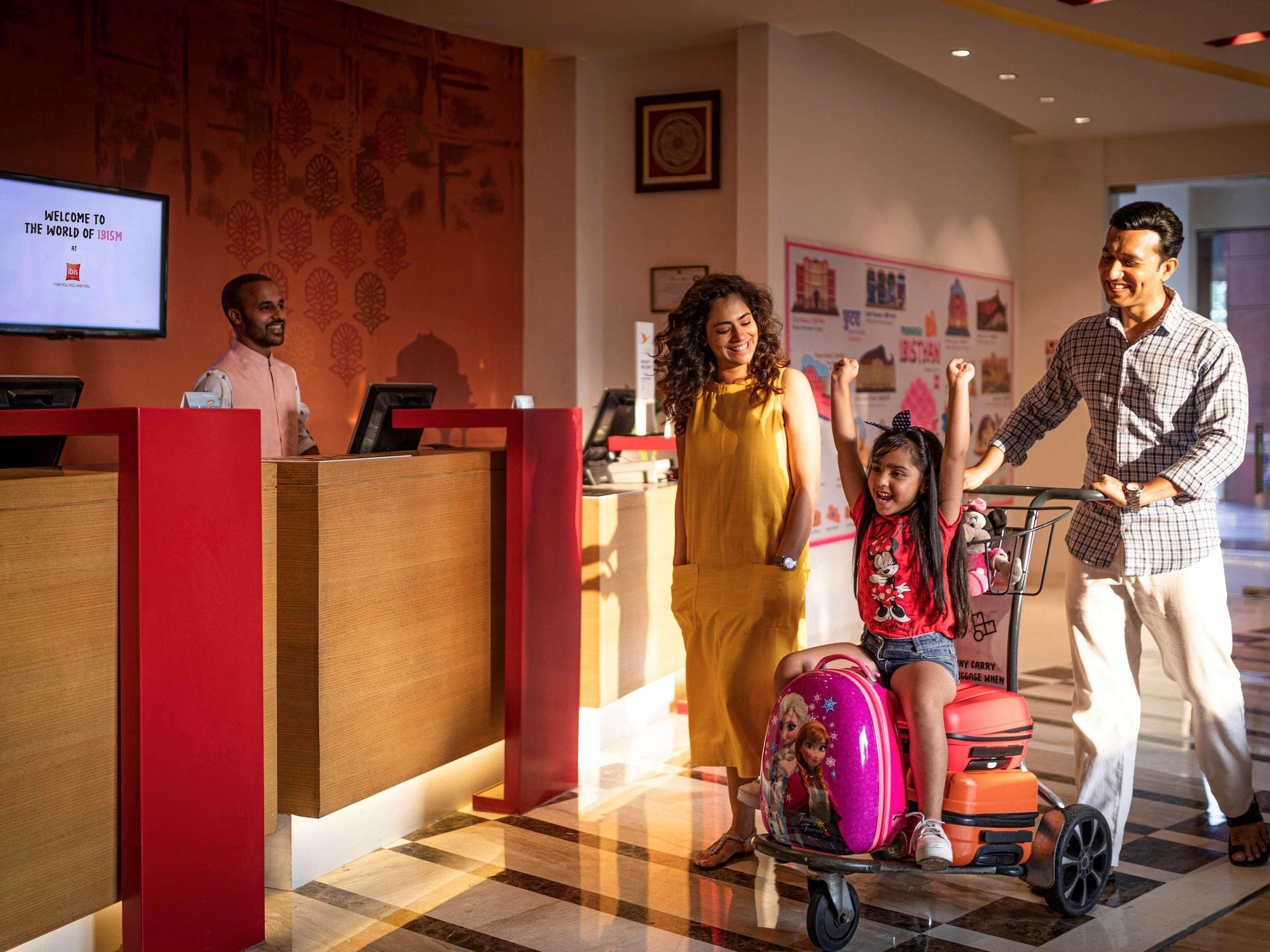 Ibis Jaipur City Centre - An Accor Brand Exteriör bild